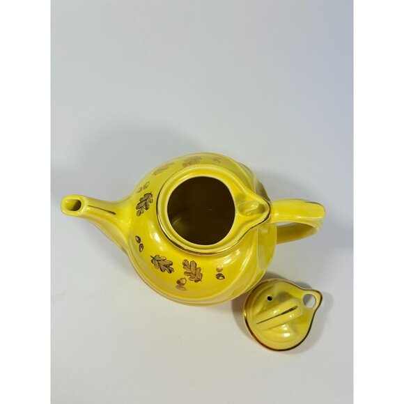 Hall Teapot Vintage #0799 Canary With Gold Trim Leaves & Acorns Hook Lid 6 Cups - Picture 11 of 16